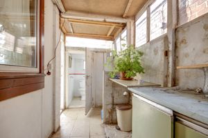 Photo 16- click for photo gallery